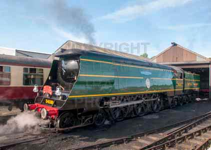 Purchase photo of 34081 92 SQUADRON at Nene Valley Railway